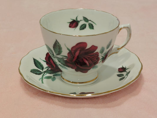 RV004 - Royal Vale Bone Chona Teacup & Saucer with Floral Design of Deep Red Roses