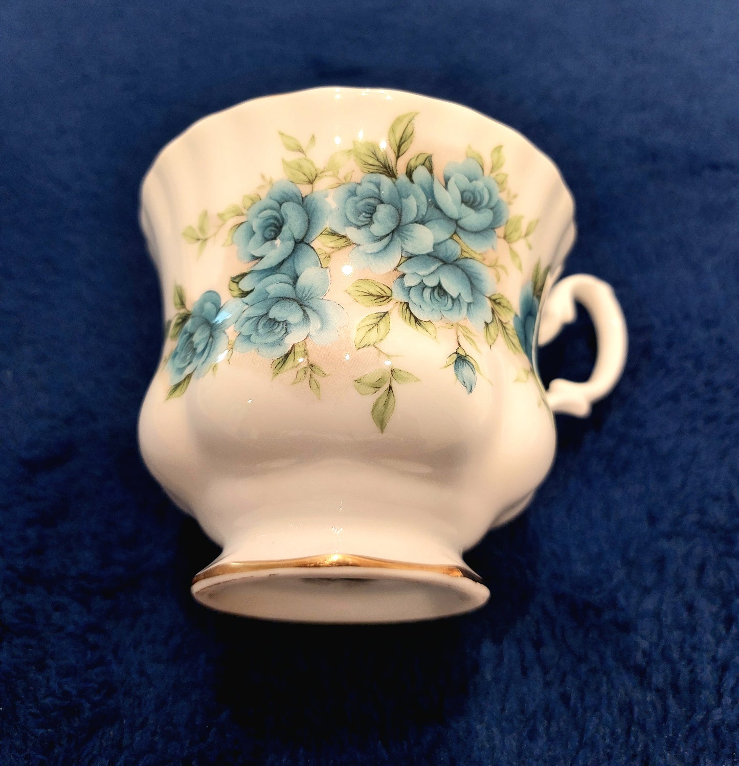 RA019 - Royal Albert Bone China Blue Rose Teacup and Saucer