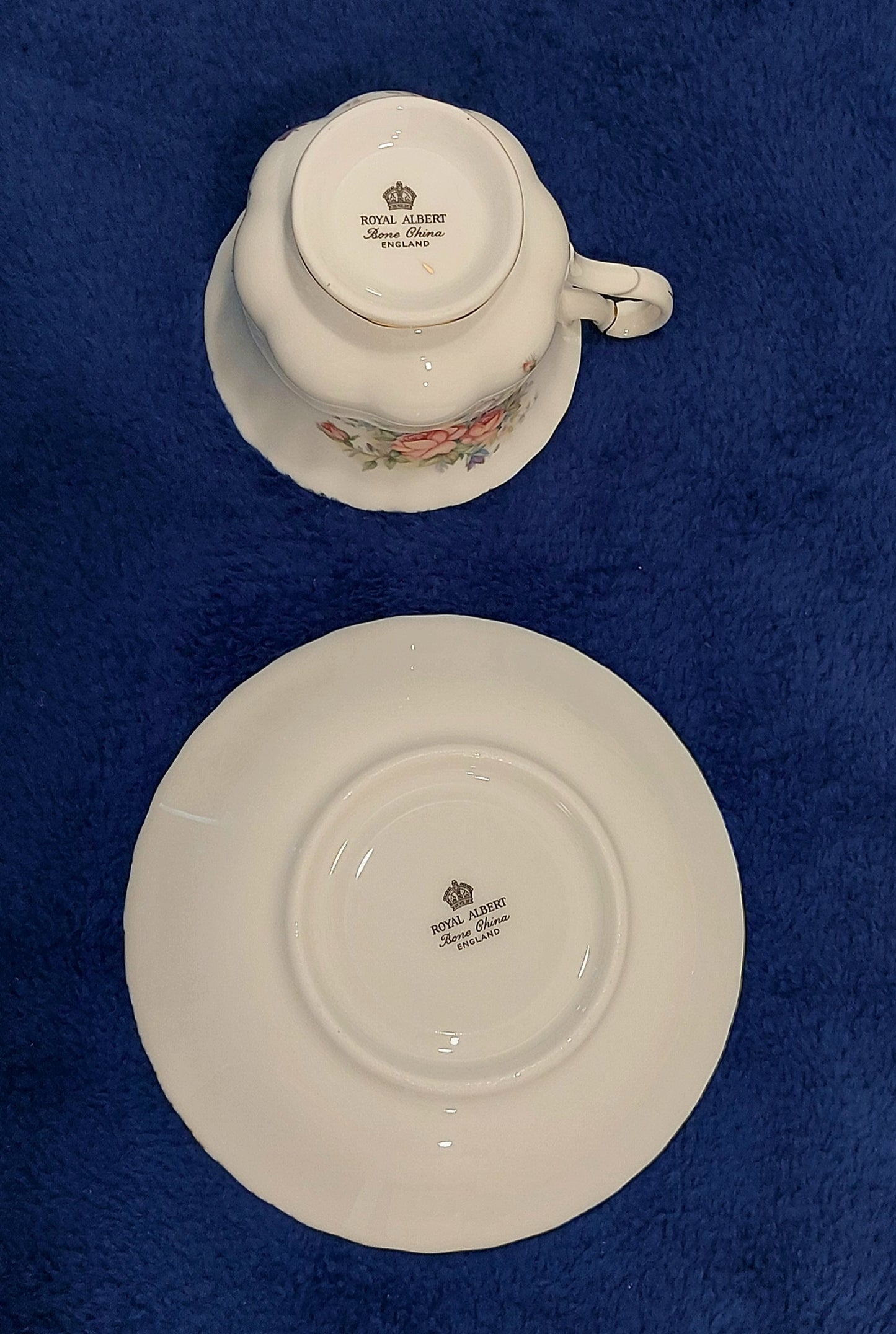 RA024 – Royal Albert Bone China “Happy Anniversary” Teacup and Saucer