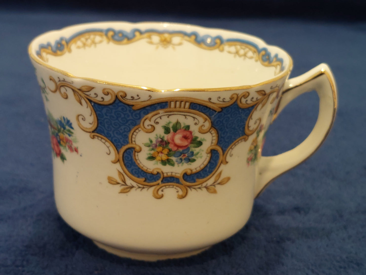 FY001 - Blue Foley Broadway Bone China Teacup and Saucer