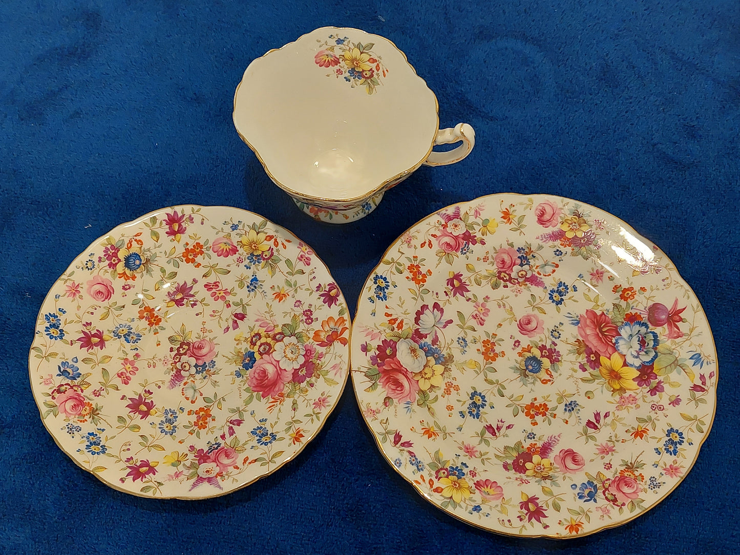 HY001 – Hammersley Bone China “Rose Pattern” Trio Tea Set: