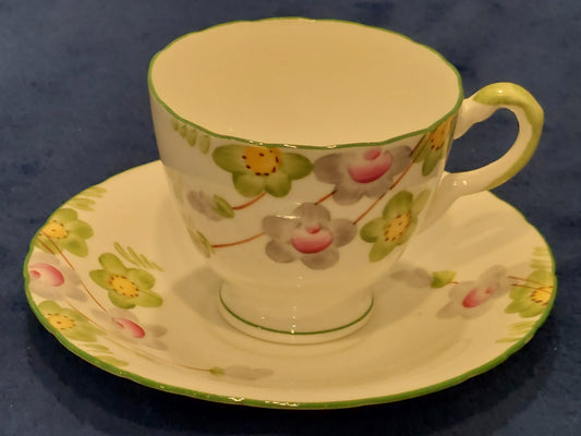 DP002 – Delphine Bone China “Floral Pattern” Tea Set