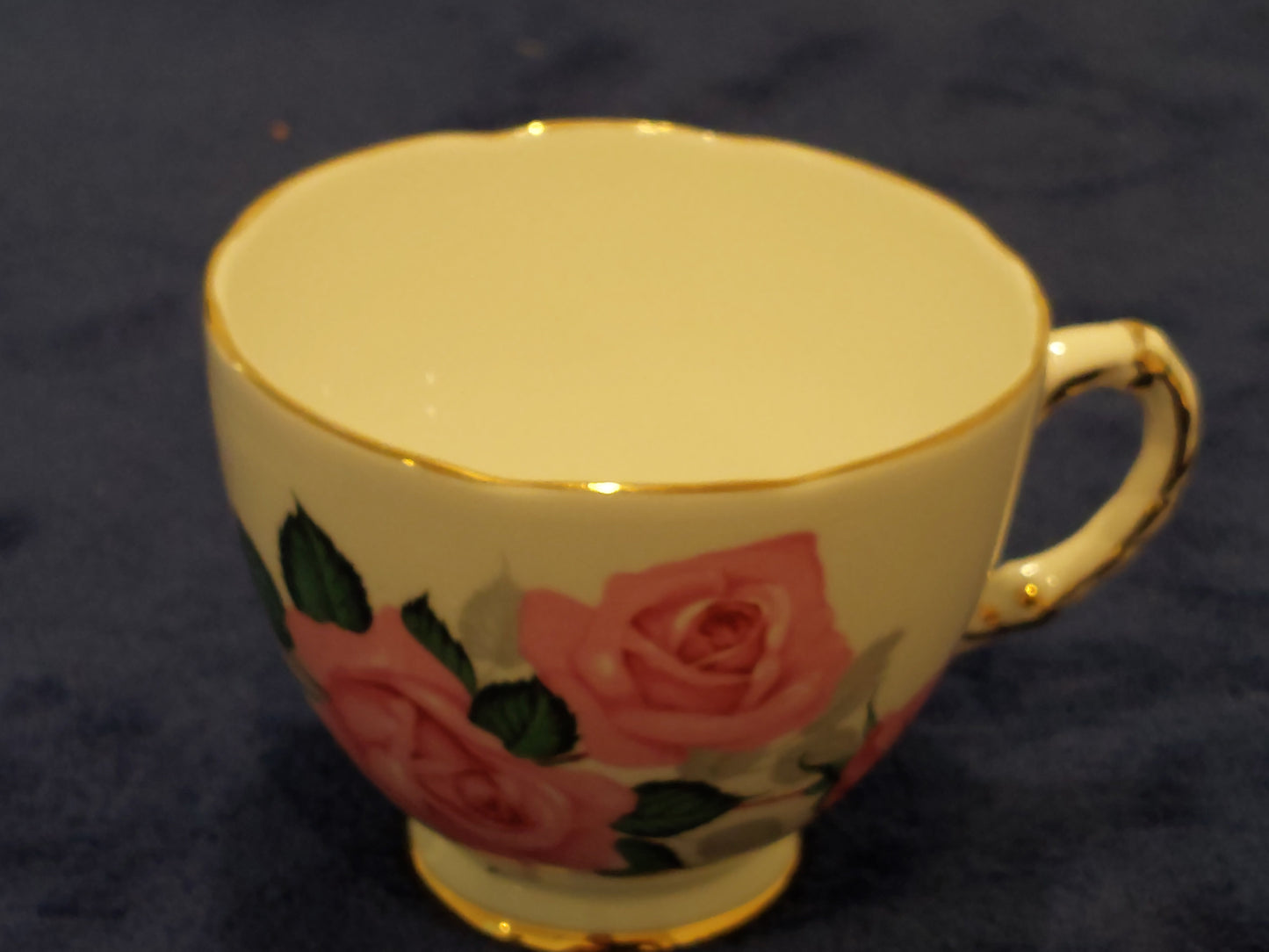 DP003 – Delphine Bone China Mismatched Floral Design Tea Set